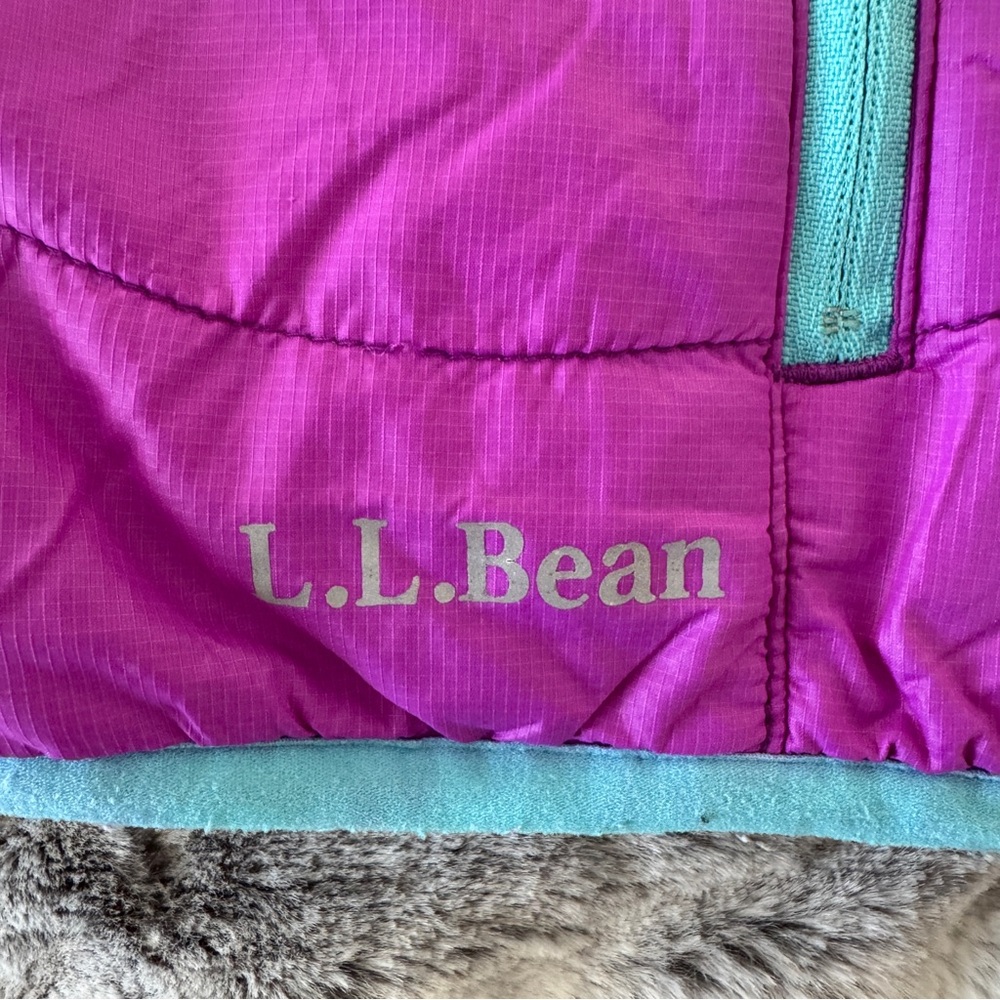 LL Bean Kids Girls Hooded Puffer Jacket Size M 10 12 Lightweight - Picture 8 of 15